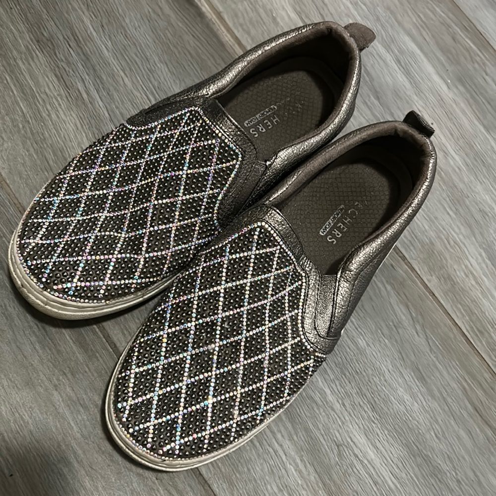 Don’t wear, will clean nicely.